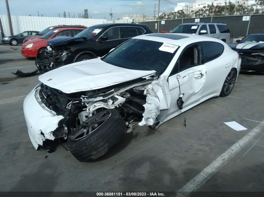 2014 PORSCHE PANAMERA - WP0AA2A77EL010037