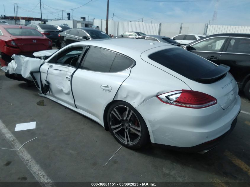 2014 PORSCHE PANAMERA - WP0AA2A77EL010037