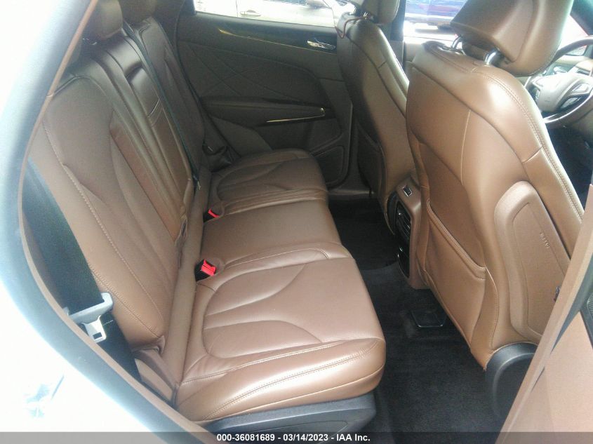 2018 LINCOLN MKC RESERVE - 5LMCJ3C90JUL00825