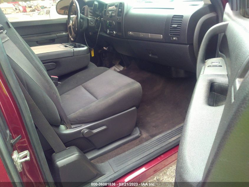2013 CHEVROLET SILVERADO 1500 LT - 1GCRCSE04DZ398253