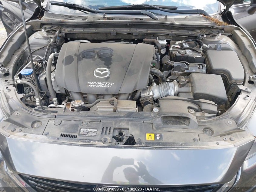 VIN 3MZBN1M34JM203604 2018 MAZDA MAZDA3 5-DOOR GRAND TOURING