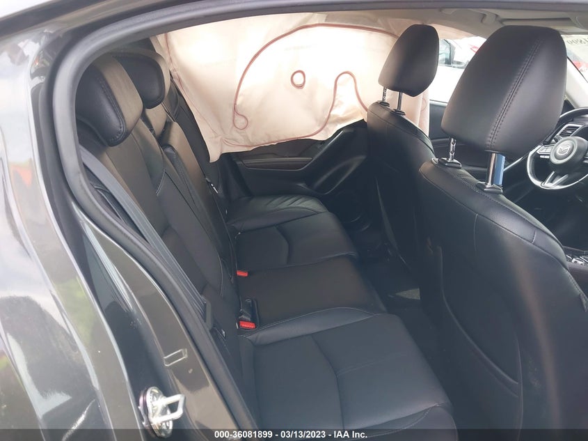 VIN 3MZBN1M34JM203604 2018 MAZDA MAZDA3 5-DOOR GRAND TOURING