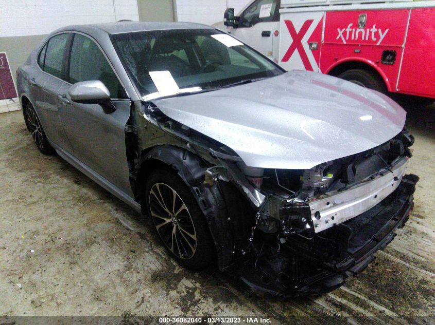 2018 TOYOTA CAMRY LE/SE/XLE/L - 4T1B11HK0JU655671
