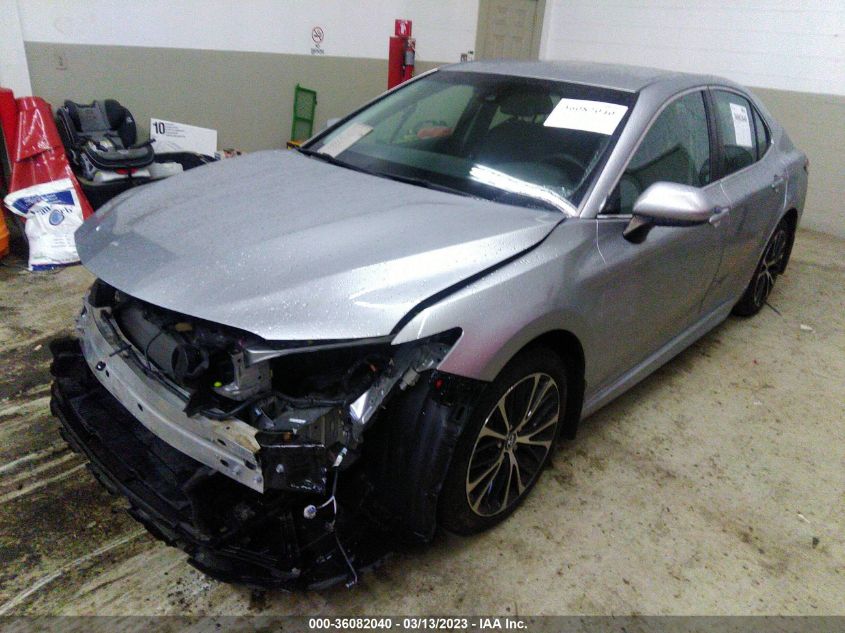 2018 TOYOTA CAMRY LE/SE/XLE/L - 4T1B11HK0JU655671