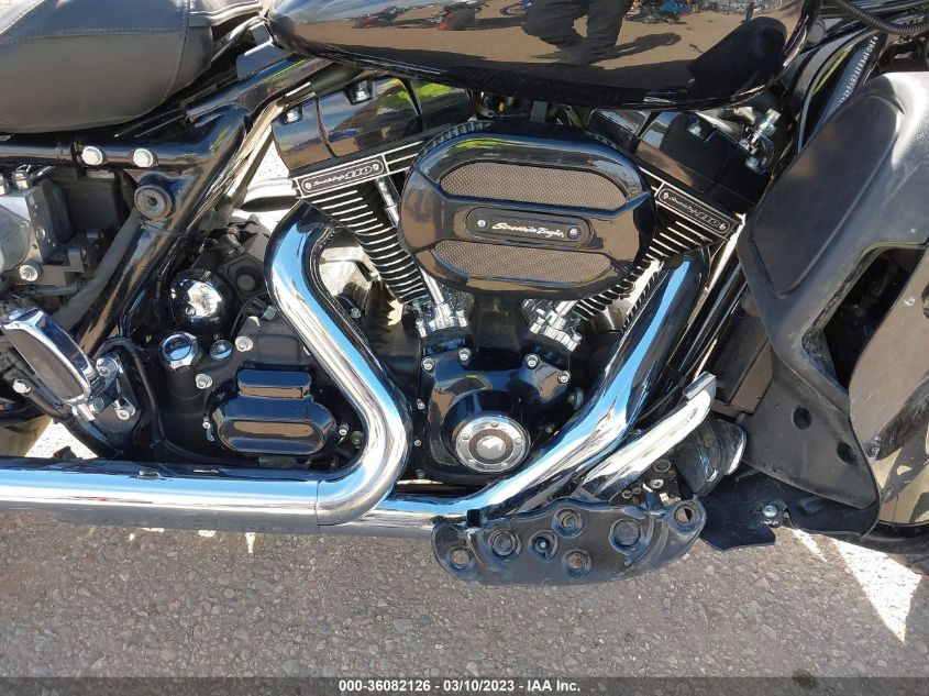 2016 HARLEY-DAVIDSON FLHXSE CVO STREET GLIDE - 1HD1PXN1XGB964242