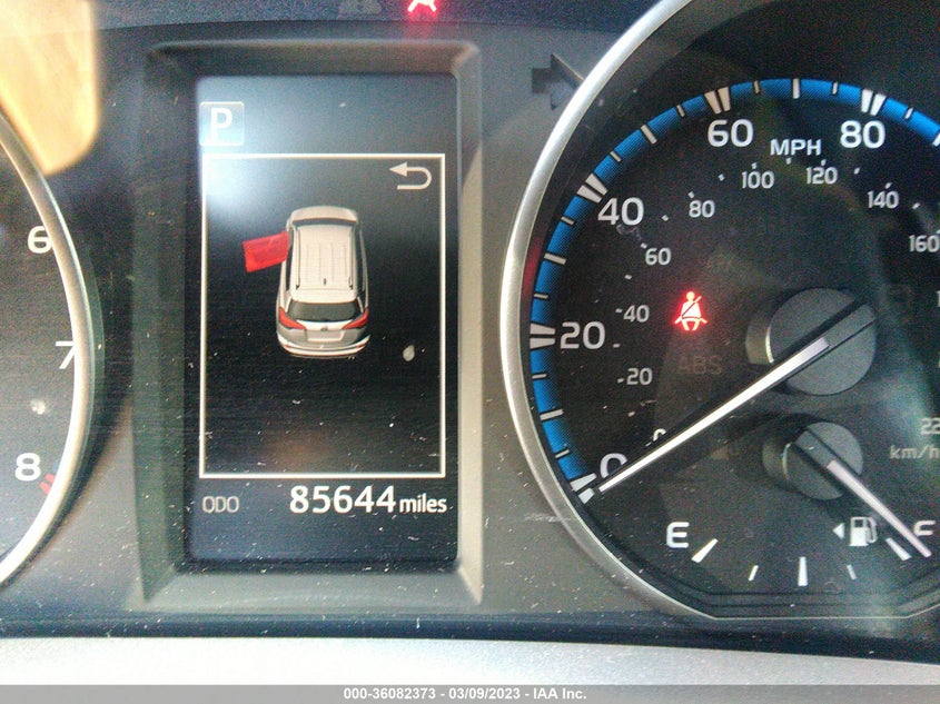 VIN JTMZFREV6HJ708709 2017 TOYOTA RAV4 LE