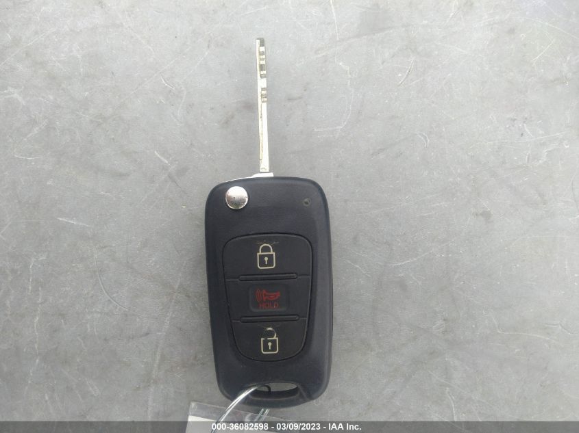 2013 KIA SOUL BASE - KNDJT2A57D7601209