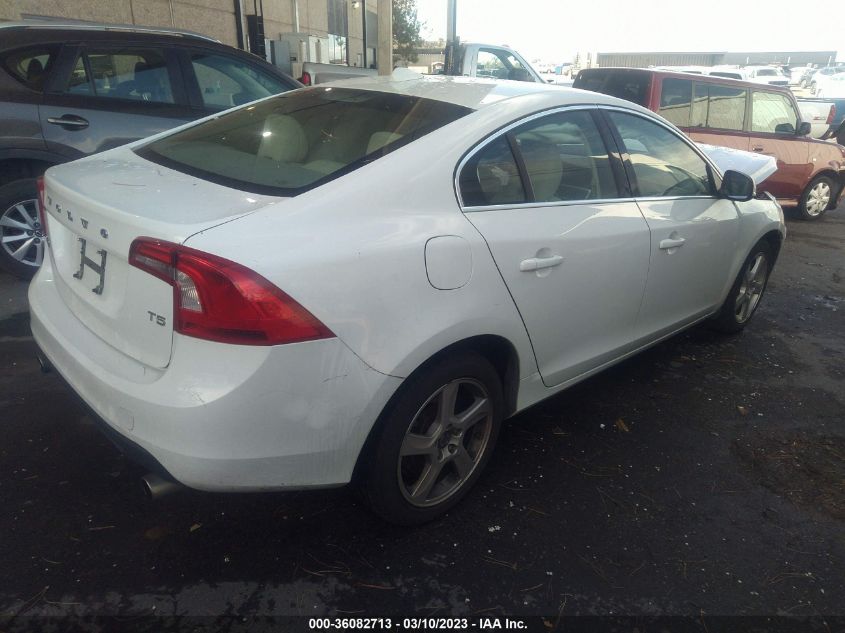 2013 VOLVO S60 T5 YV1612FS1D1232631