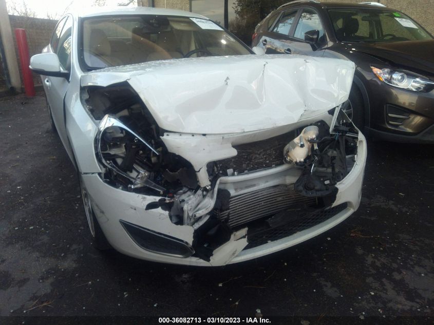 2013 VOLVO S60 T5 YV1612FS1D1232631