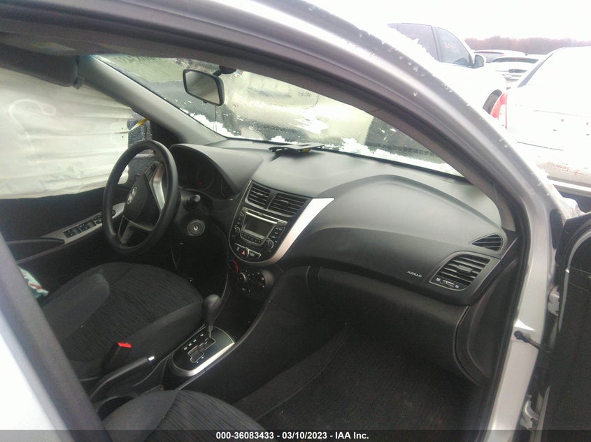 VIN KMHCT5AE5HU351983 2017 HYUNDAI ACCENT SE