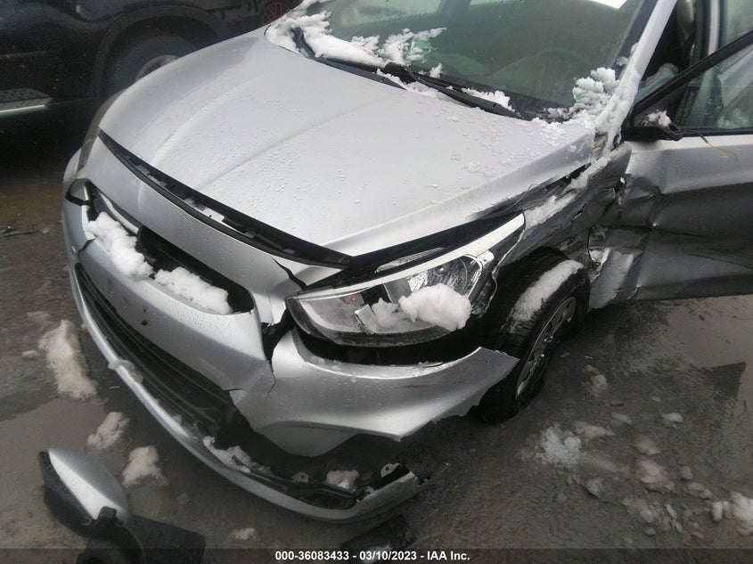 VIN KMHCT5AE5HU351983 2017 HYUNDAI ACCENT SE