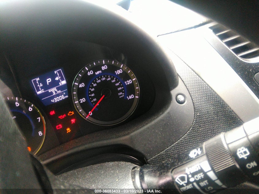 VIN KMHCT5AE5HU351983 2017 HYUNDAI ACCENT SE