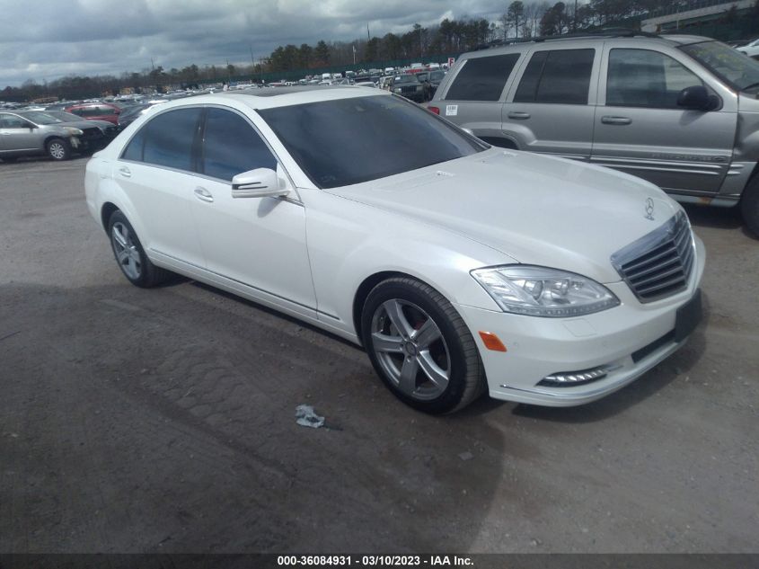 2013 MERCEDES-BENZ S-CLASS S 550 - WDDNG9EBXDA528313