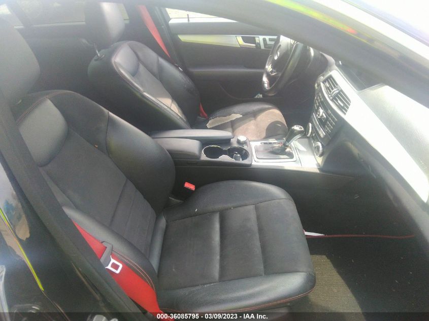 2014 MERCEDES-BENZ C-CLASS C 250 - WDDGF4HB1EA956220