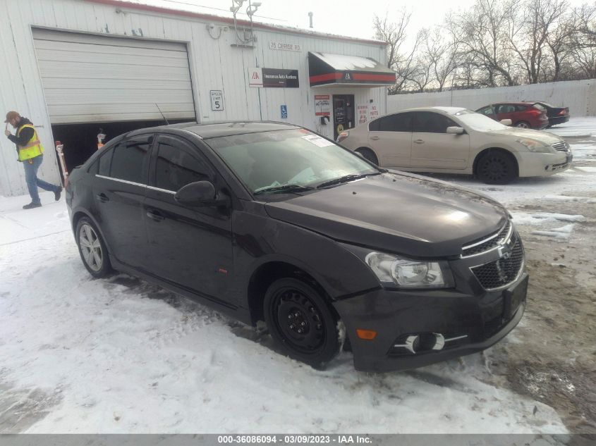 2014 CHEVROLET CRUZE 2LT - 1G1PE5SB3E7242493