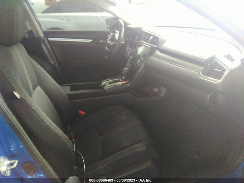 VIN 2HGFC2F52HH575578 2017 HONDA CIVIC SEDAN LX