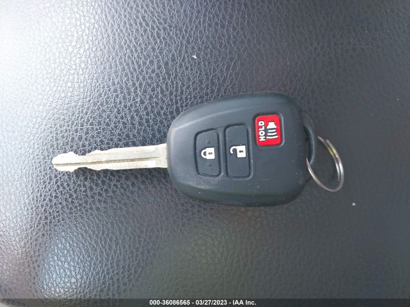 2013 TOYOTA RAV4 LE - JTMZFREV1DD008458