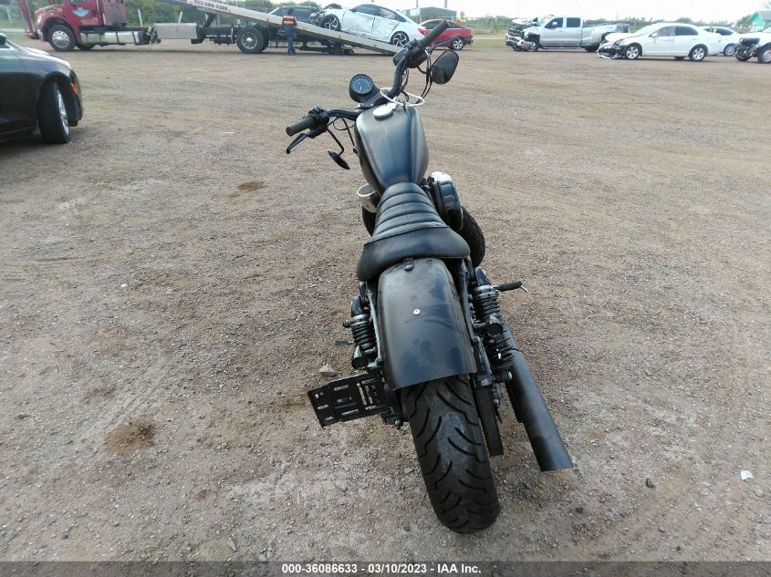 2018 HARLEY-DAVIDSON XL883 IRON 883 - 1HD4LE215JC400727