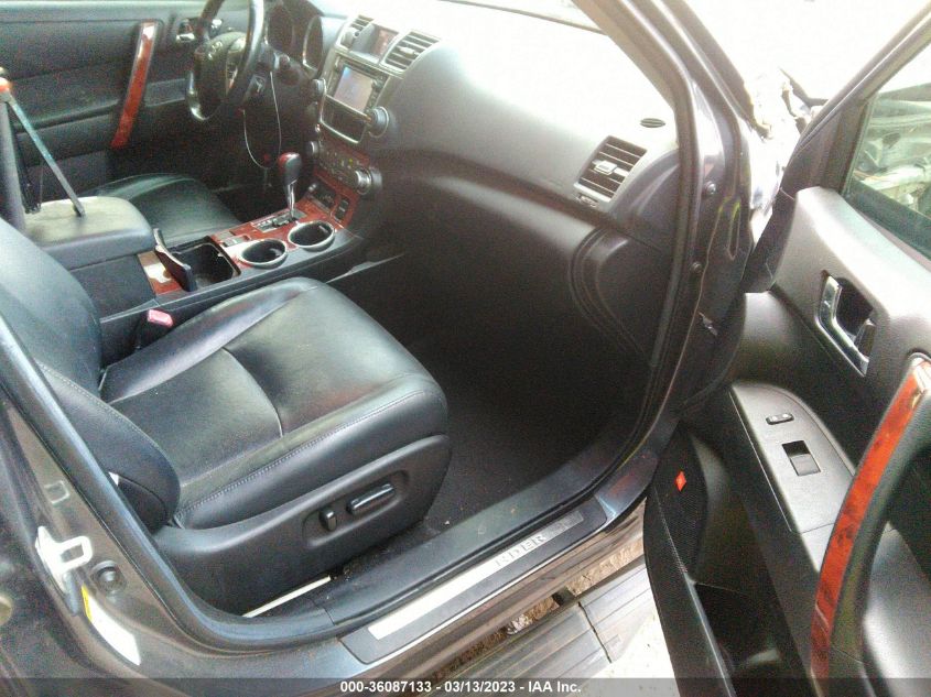 2013 TOYOTA HIGHLANDER LIMITED - 5TDYK3EH5DS133160
