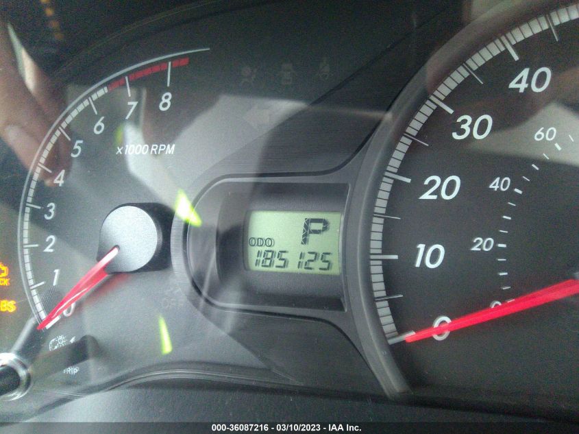 2013 TOYOTA SIENNA LE - 5TDKK3DC8DS351167