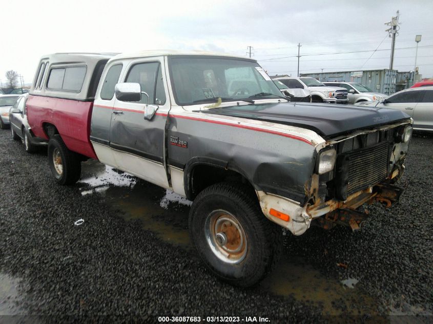 3B7KM23C4PM137156 DODGE W-SERIES Photo 1