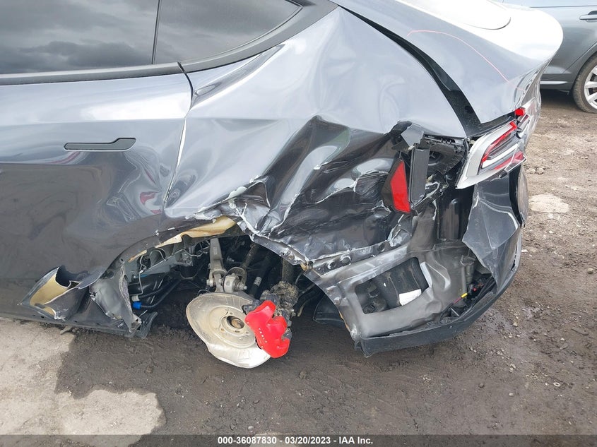 VIN 7SAYGDEF8NF410916 2022 TESLA MODEL Y PERFORMANCE