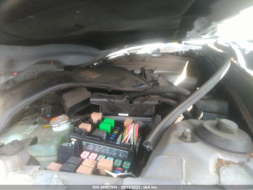 2013 HYUNDAI SONATA HYBRID LIMITED - KMHEC4A45DA072006