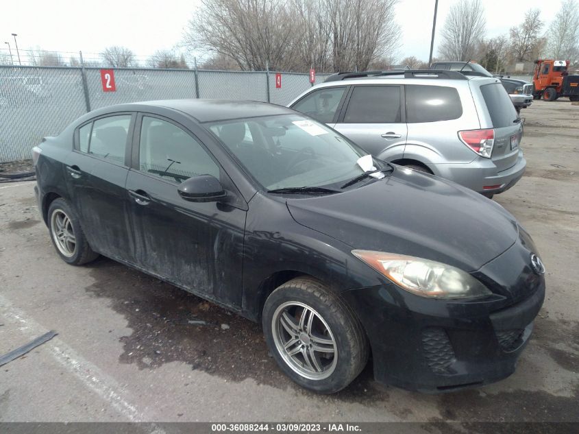 2013 MAZDA MAZDA3 I SV - JM1BL1TF5D1751018