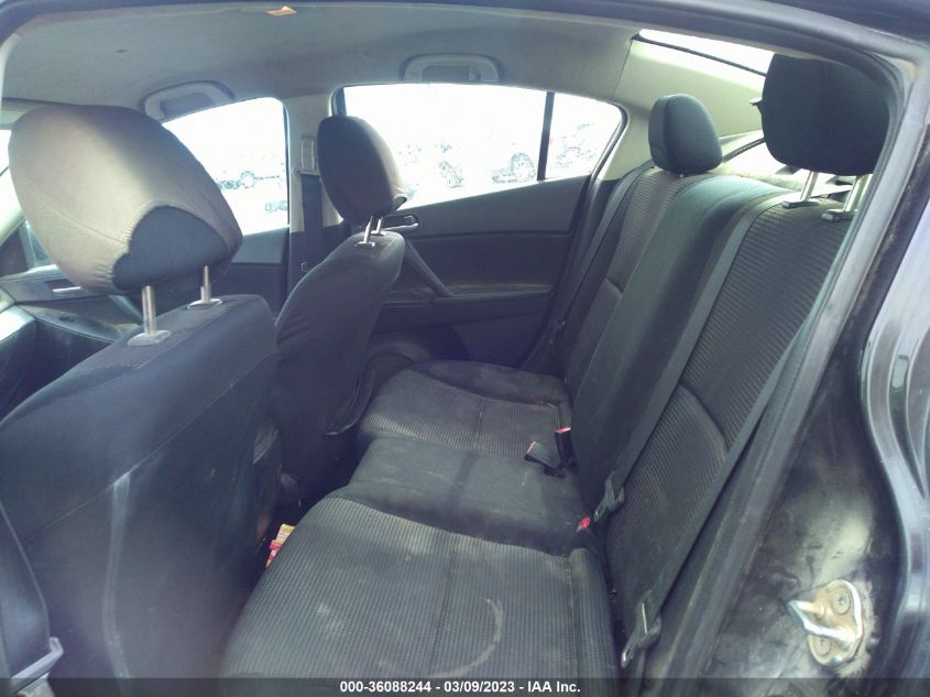 2013 MAZDA MAZDA3 I SV - JM1BL1TF5D1751018