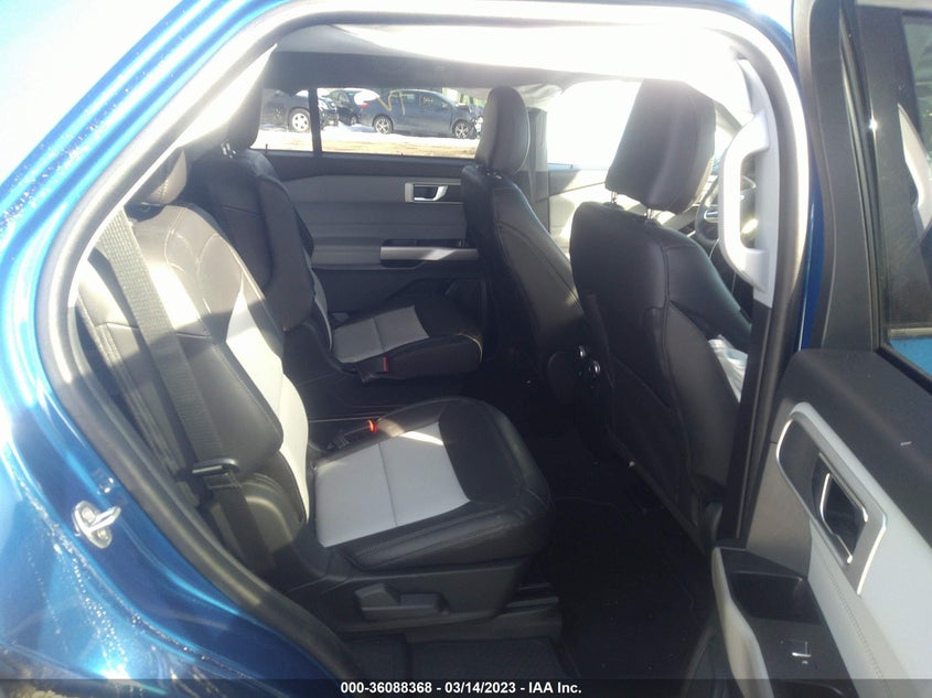 VIN 1FMSK8DH1NGC38662 2022 FORD EXPLORER XLT