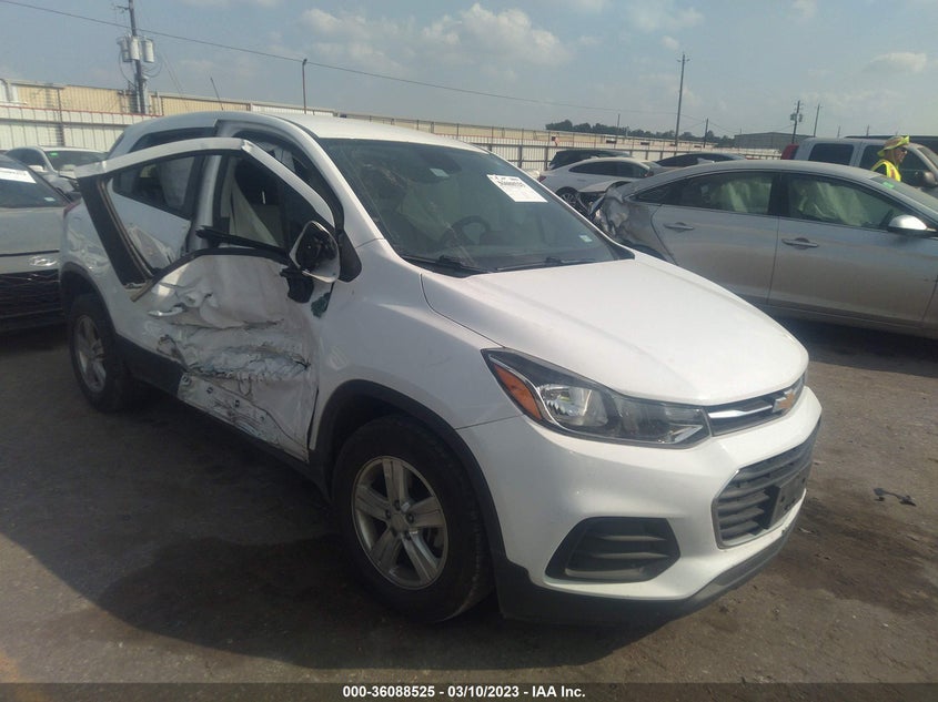 VIN 3GNCJKSB1LL203241 2020 CHEVROLET TRAX LS