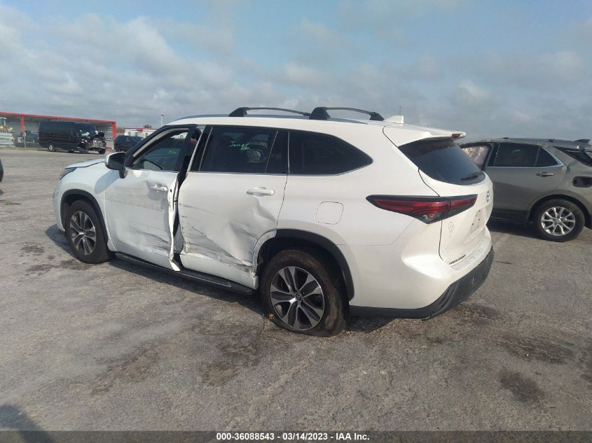 2021 TOYOTA HIGHLANDER XLE - 5TDGZRAH9MS057703