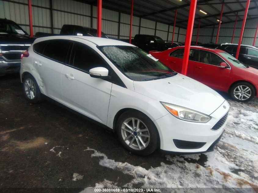 2015 FORD FOCUS SE - 1FADP3K22FL250656