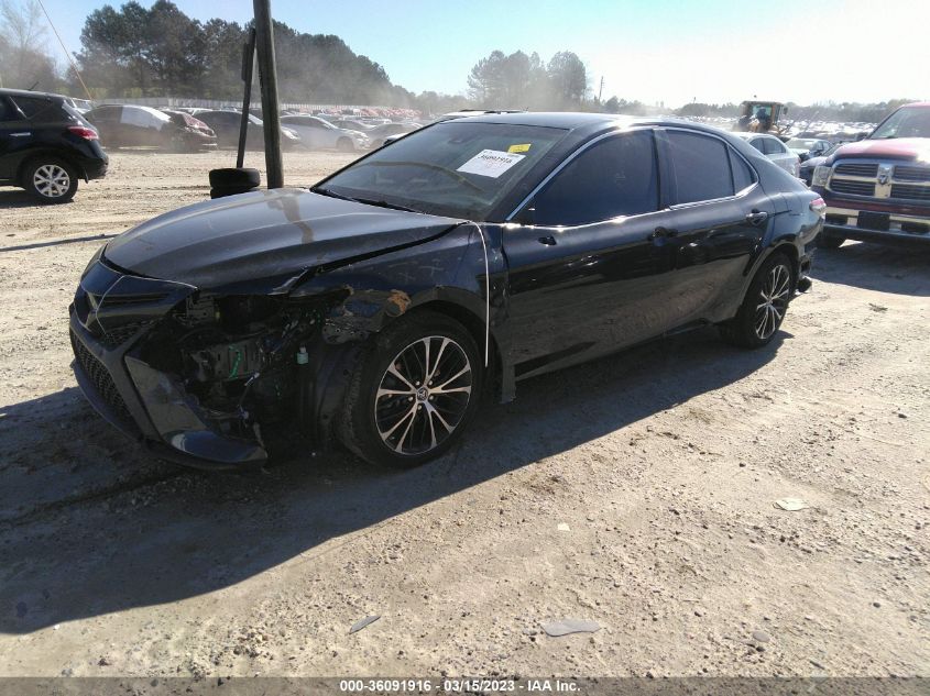 2018 TOYOTA CAMRY SE - 4T1B11HK6JU593466