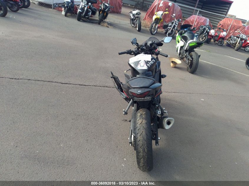2022 YAMAHA YZFR3 A MH3RH18Y8NK008621