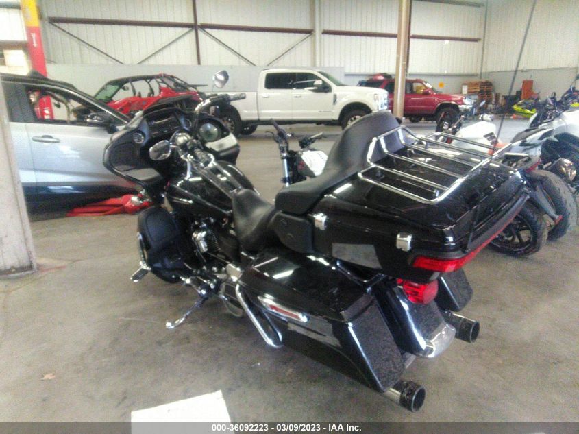 2017 HARLEY-DAVIDSON FLTRU - 1HD1KGD15HB687680