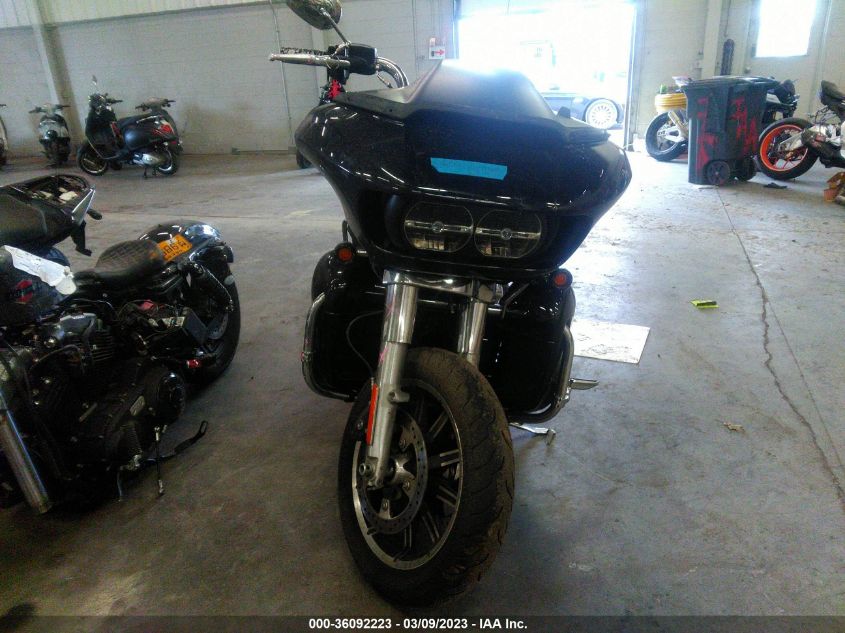 2017 HARLEY-DAVIDSON FLTRU - 1HD1KGD15HB687680