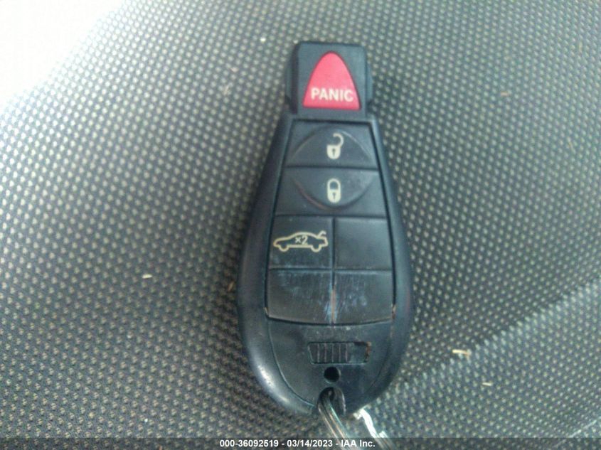 2013 DODGE CHALLENGER SXT - 2C3CDYAG8DH641589