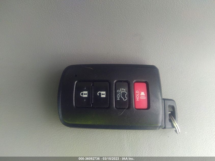 2016 TOYOTA RAV4 HYBRID XLE JTMRJREV0GD056844