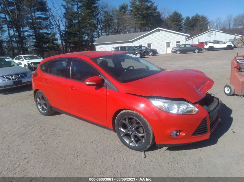 2014 FORD FOCUS SE - 1FADP3K21EL128756