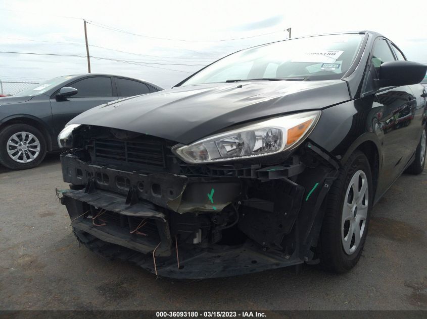 2018 FORD FOCUS S - 1FADP3E2XJL235925