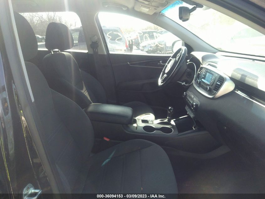 2016 KIA SORENTO LX - 5XYPG4A38GG161713