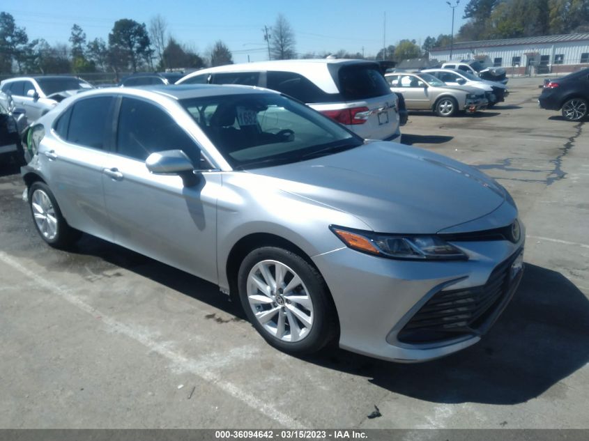 2021 TOYOTA CAMRY LE - 4T1R11BK8MU040832