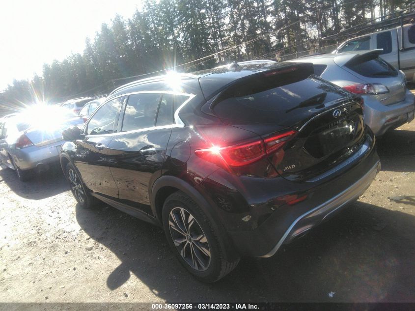 2017 INFINITI QX30 PREMIUM SJKCH5CR4HA026326