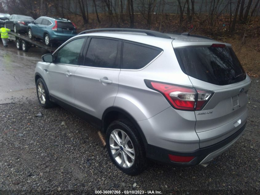 2017 FORD ESCAPE SE - 1FMCU9G92HUB27567