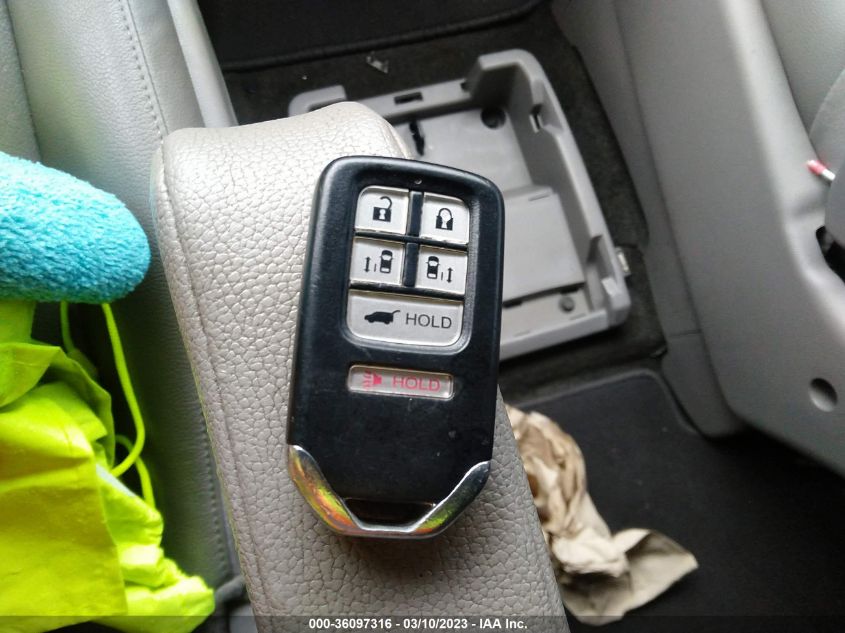 2017 HONDA ODYSSEY EX-L - 5FNRL5H67HB025091