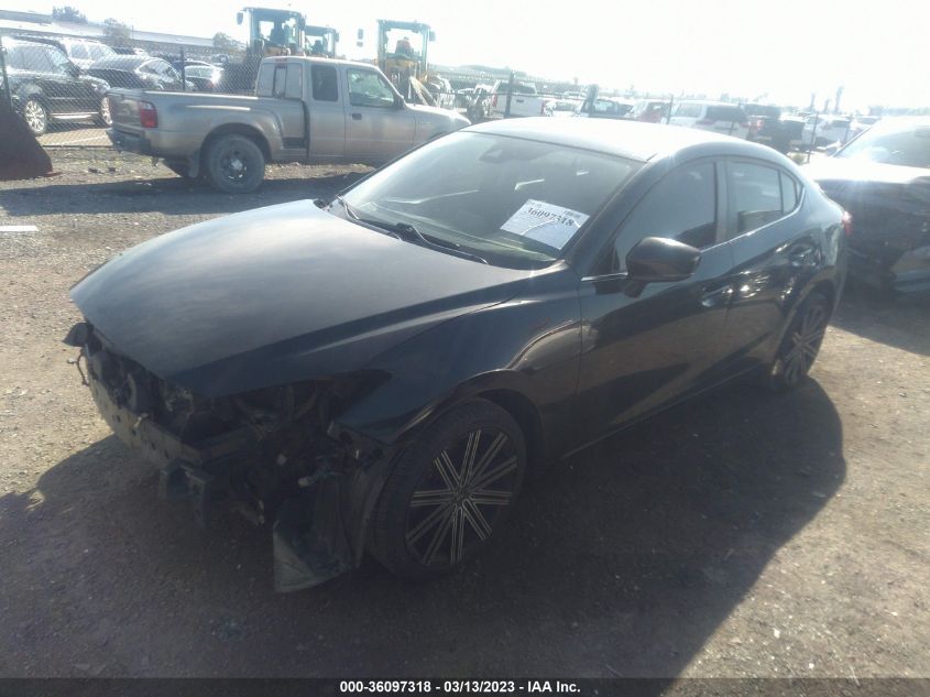2018 MAZDA MAZDA3 4-DOOR SPORT - 3MZBN1U73JM161056