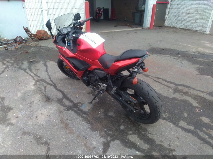 2017 KAWASAKI EX650 F - JKAEXEK1XHDA06104