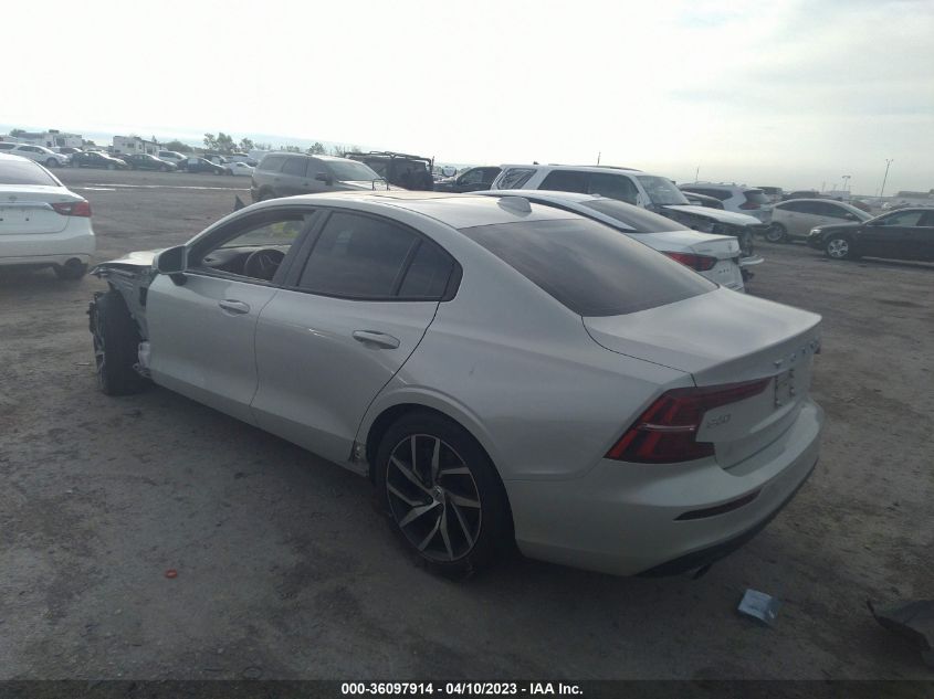 2019 VOLVO S60 MOMENTUM - 7JRA22TK9KG006611