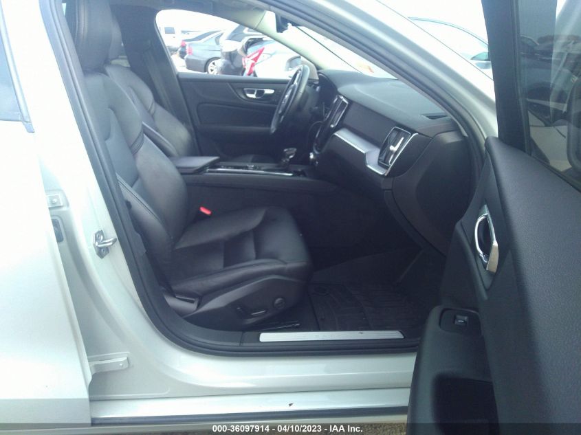 2019 VOLVO S60 MOMENTUM - 7JRA22TK9KG006611